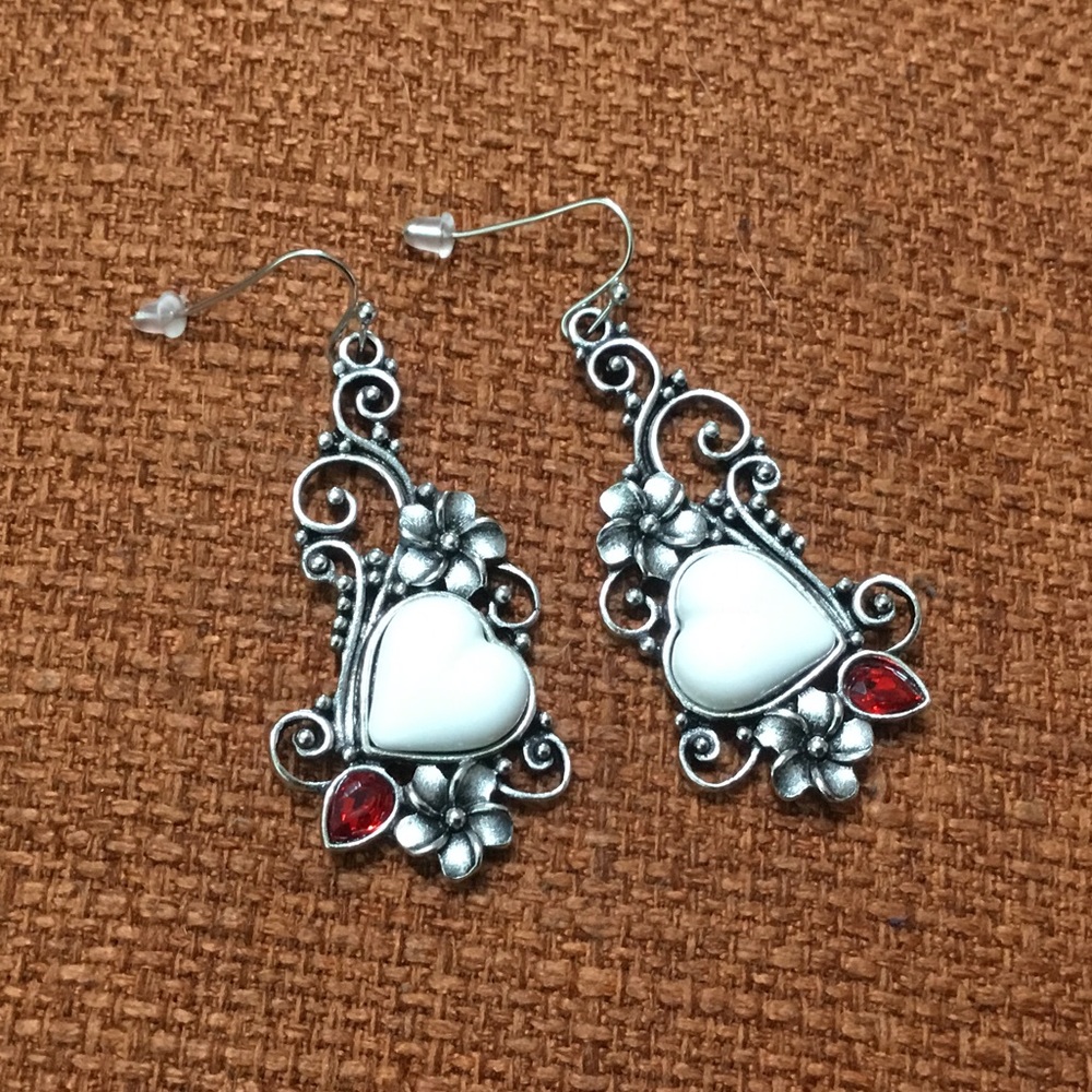 Boho Silver Heart Flower Dangle Earrings